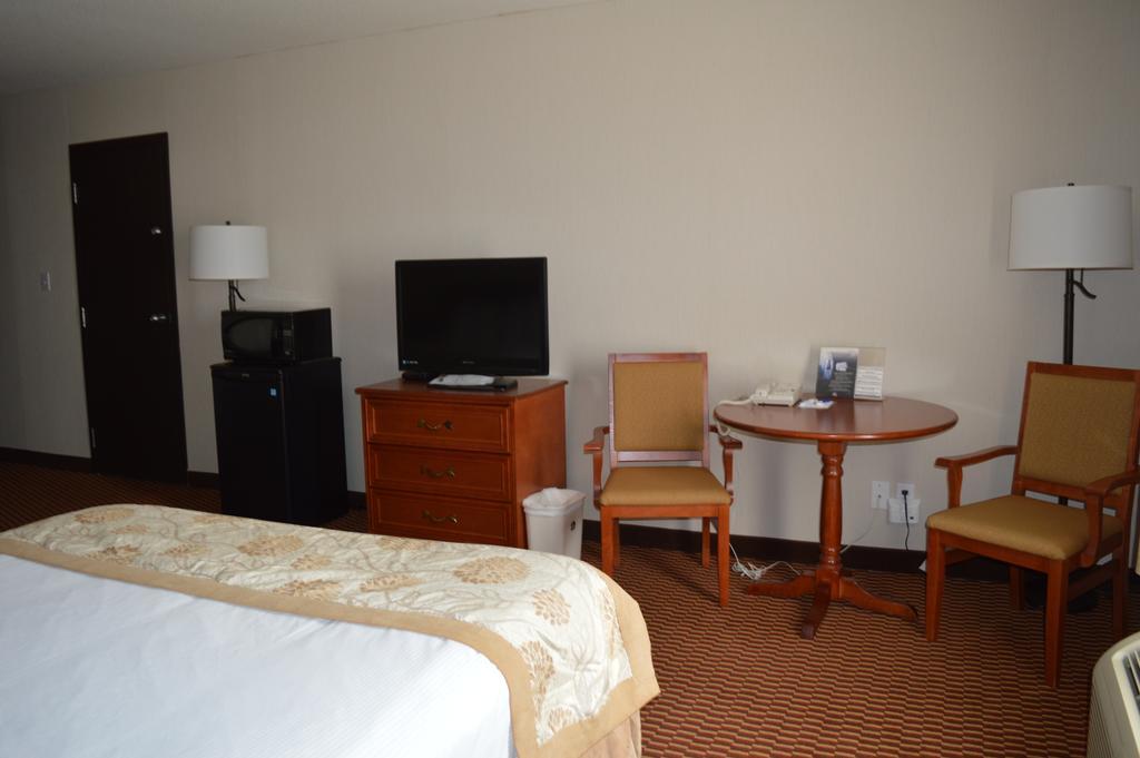 Best Western Of Olds Rom bilde
