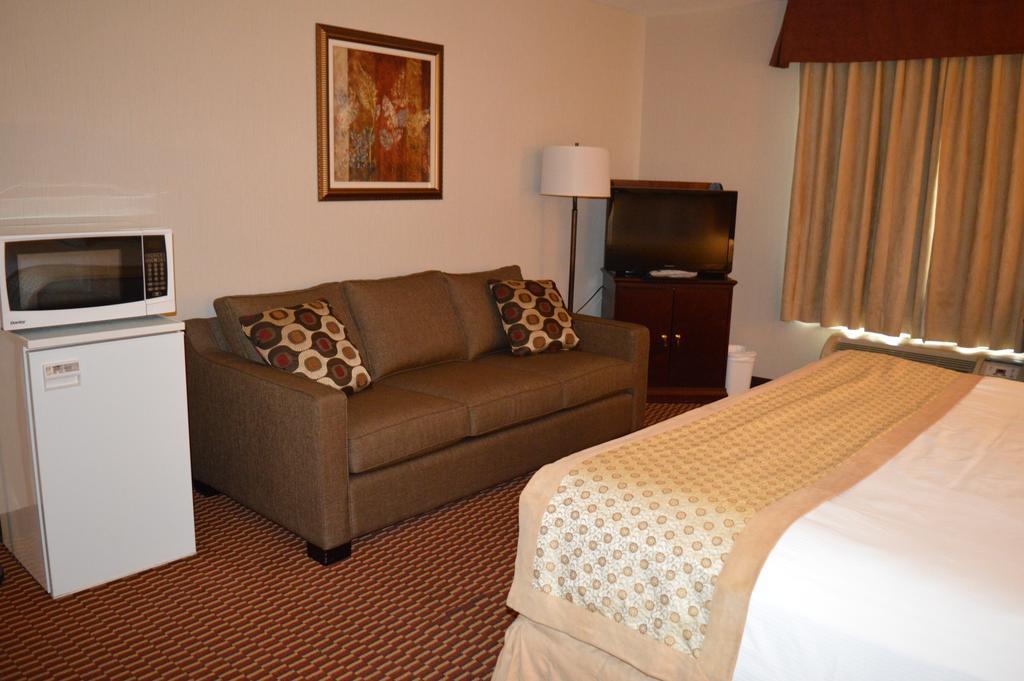 Best Western Of Olds Rom bilde