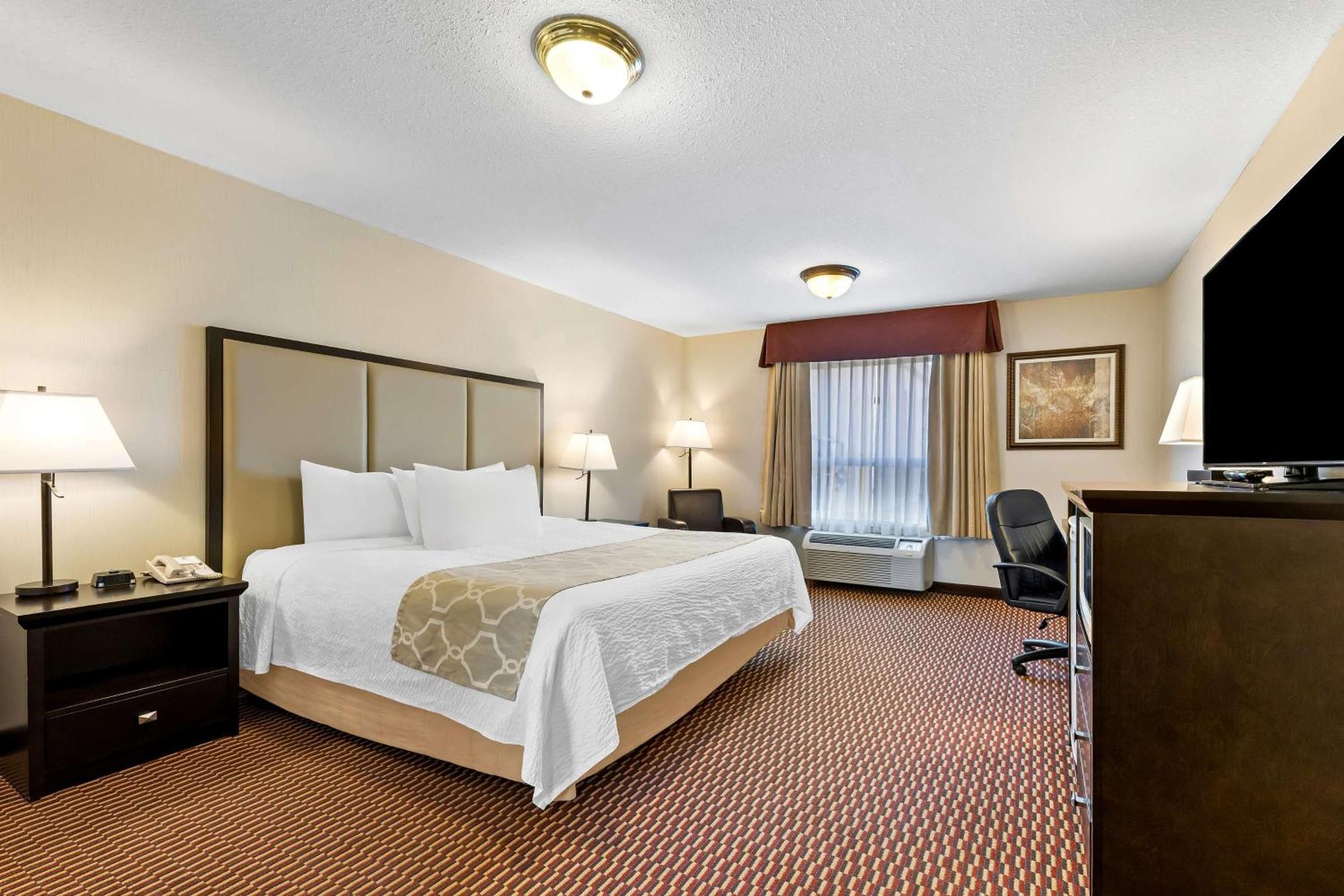 Best Western Of Olds Eksteriør bilde