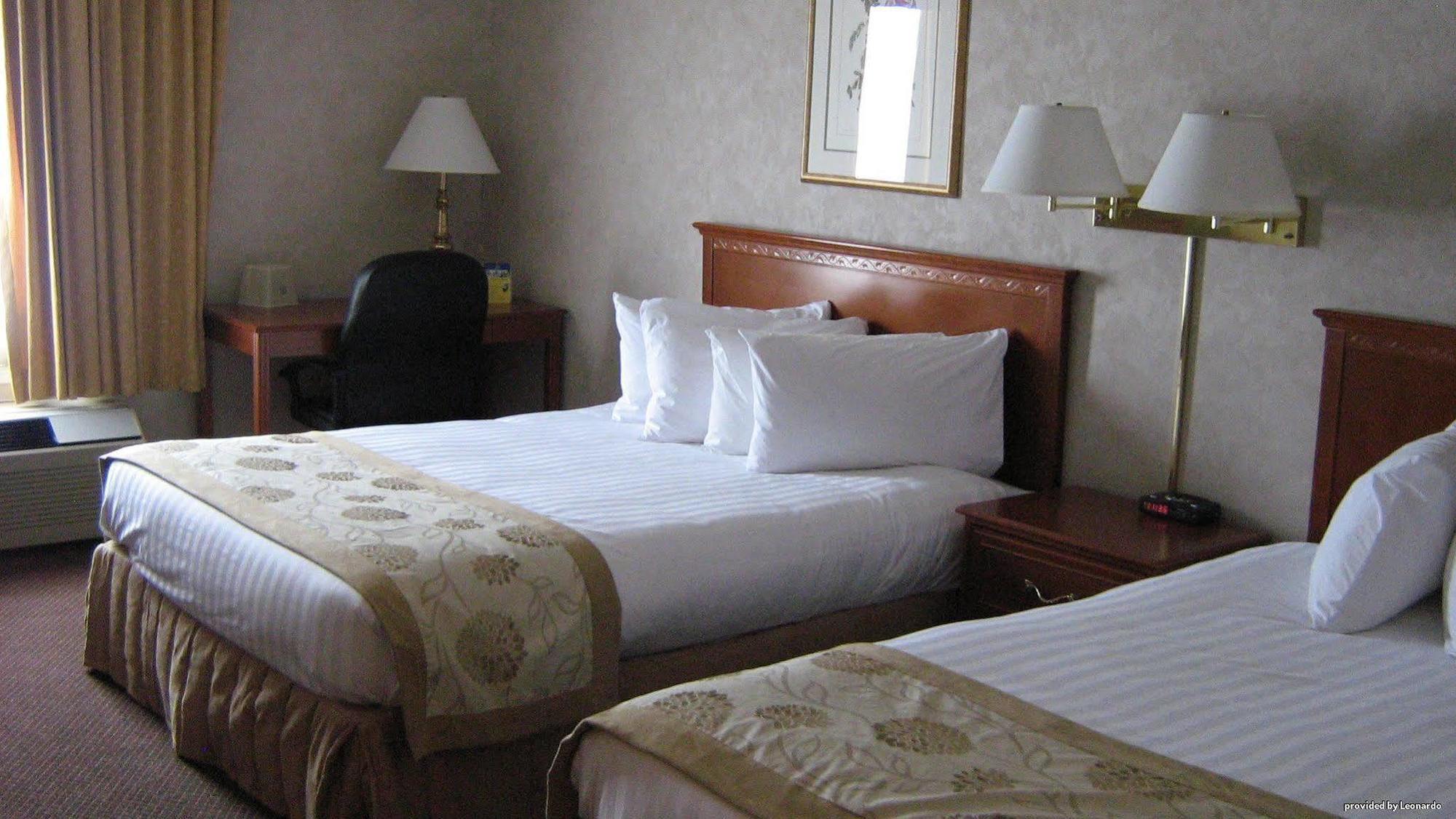 Best Western Of Olds Eksteriør bilde